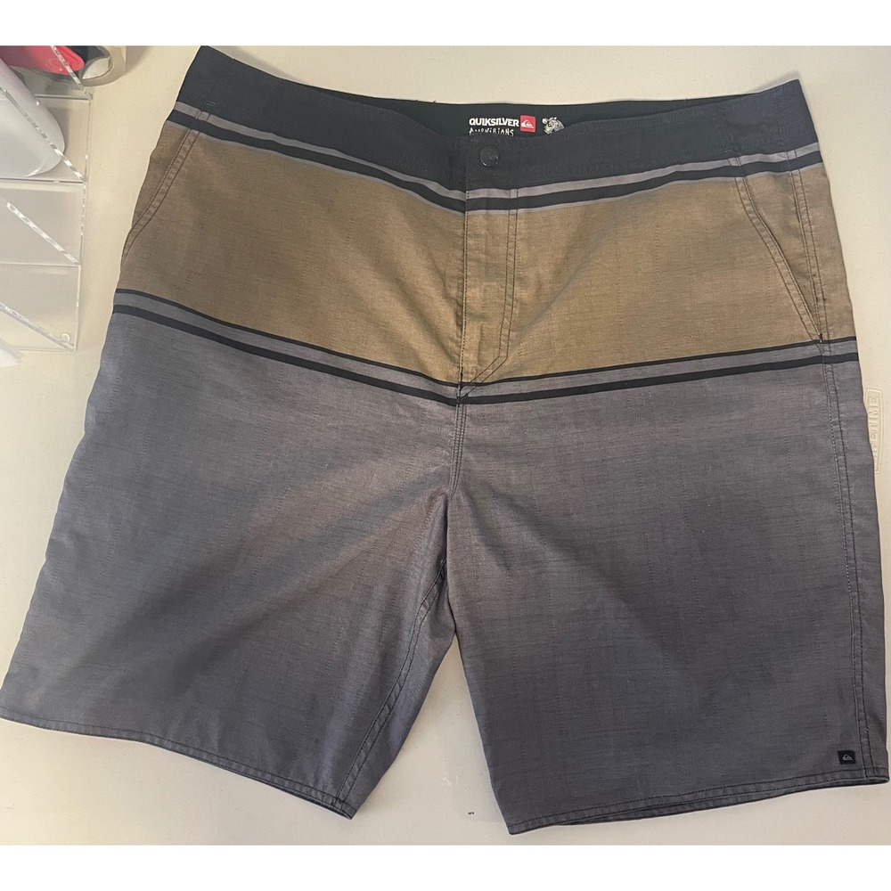 Quiksilver Amphibian Mens Hybrid Board Shorts Grey Tan Striped 40